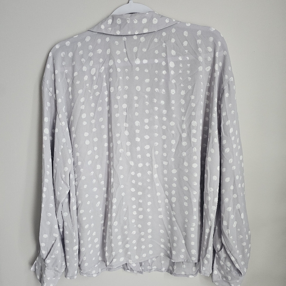 Pastel Light Purple Gray White Polka Dots Loose Fit Cropped Button Down Office - Picture 3 of 3